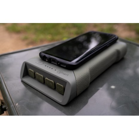 RIDGEMONKEY VAULT C-SMART POWERBANK WIRELESS 26950 MAH GREEN