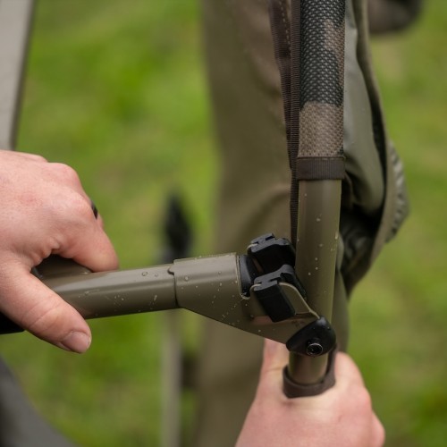 AVID CARP PRO-TECT SAFEGUARD CRADLE   NEW 25-8