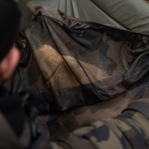 AVID CARP PRO-TECT SAFEGUARD CRADLE   NEW 25-11