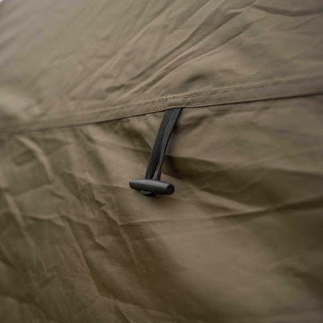 AVID CARP REVOLVE SCREEN HOUSE  NEW 25  -2