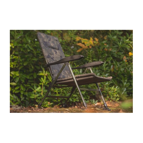 SOLAR UNDERCOVER CAMO RECLINER CHAIR