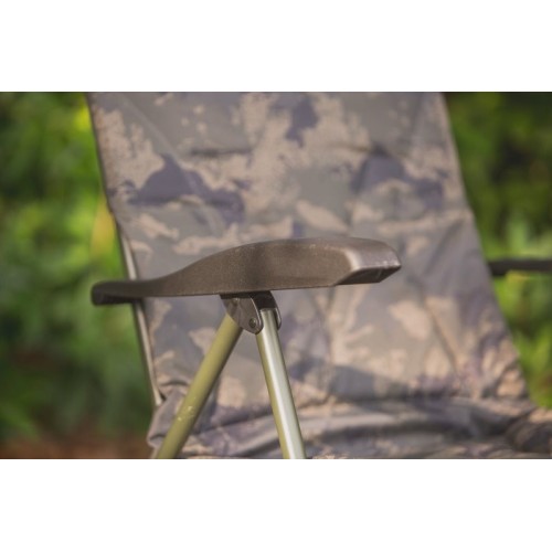 SOLAR UNDERCOVER CAMO RECLINER CHAIR