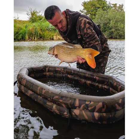 FOX CARPMASTER AIR MAT  NEW 26