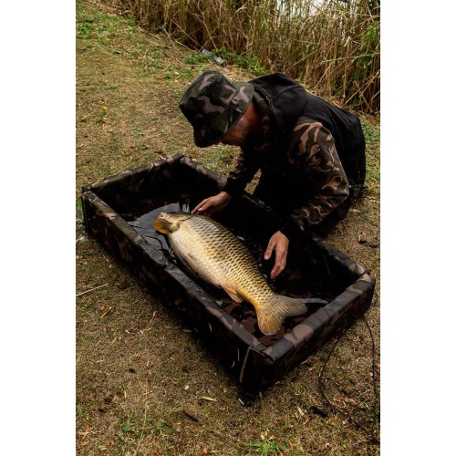 FOX CAMOLITE WELDED FLAT MAT WITH SIDES  NEW