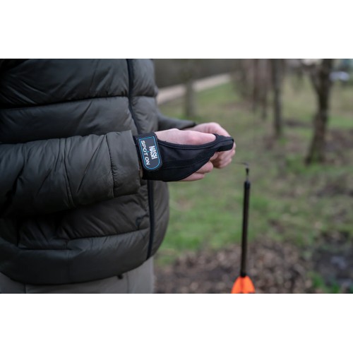 NASH SPOT ON CASTING FINGER STALL