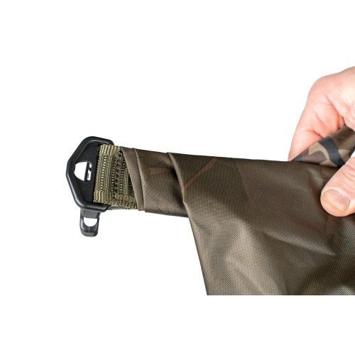 NASH SUBTERFUGE WATERPROOF BEDCHAIR BAG