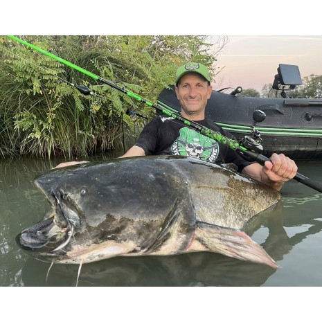 MADCAT UV SERIES VERTICAL 1,75 MT 50-150 GR