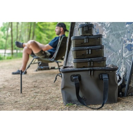 NASH SUBTERFUGE WATERBOX POUCH  NEW