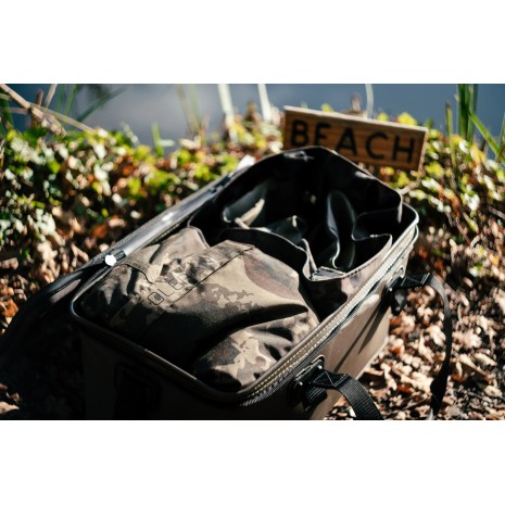 NASH SUBTERGUGE WATERBOX CARRYALL  NEW