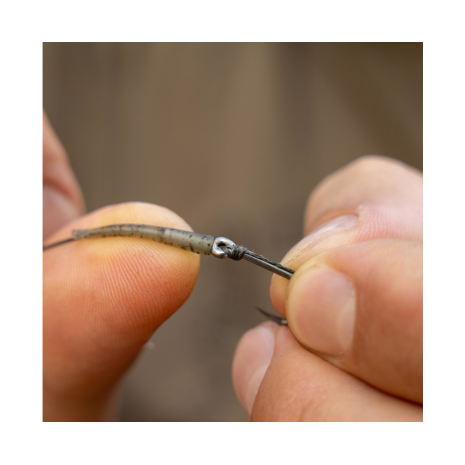 AVID CARP OUTLINE FLECKTONE LINE ALIGNER