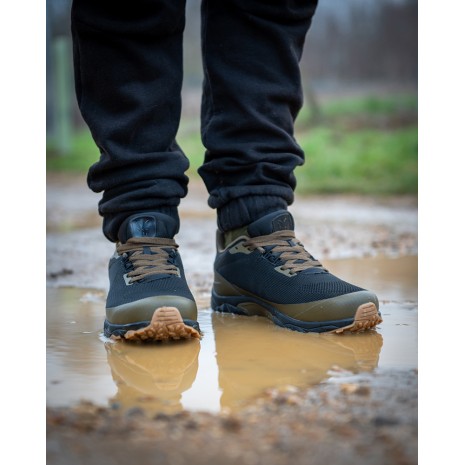 FOX EXPLORER TRAINER V2   NEW