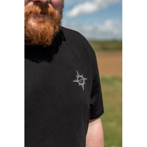KORDA COMPASS TEE BLACK