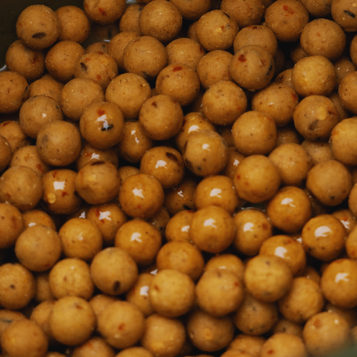 DYNAMITE PEPPERED FRUIT BOILES