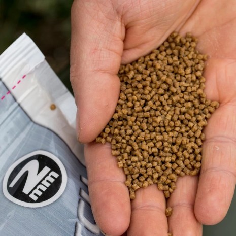 MAINLINE MATCH COURSE PELLETS 2 MM. 1 KG.
