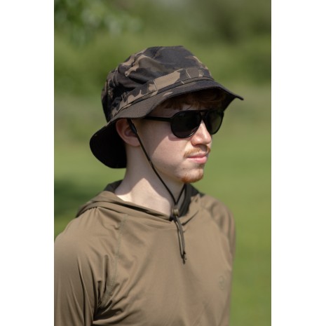 KORDA STALKING BUCKET HAT DARK KAMO