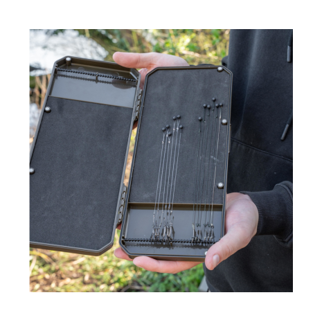 AVID CARP RELOAD RIG CASE STANDARD O XL
