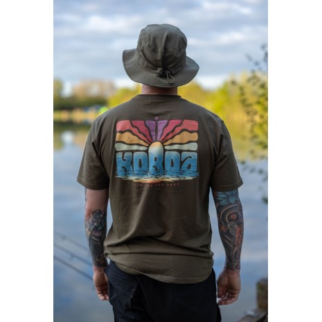 KORDA DAWN VIBES TEE DARK OLIVE