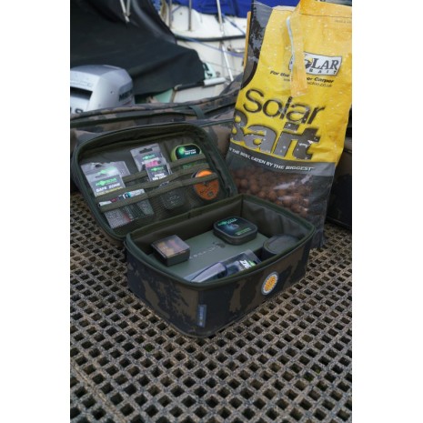 SOLAR WORLDWIDE TACKLE STATION STANDARD O LARGE